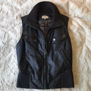 XS leather vest with quilted lining